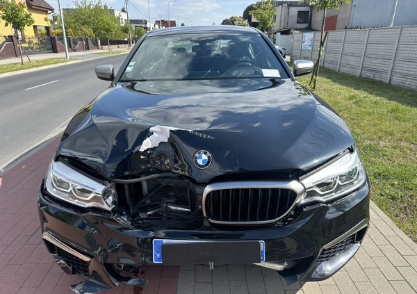 BMW Seria 5 cena 125900 przebieg: 134567, rok produkcji 2017 z Pyrzyce małe 407